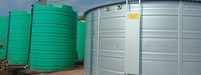 steel water tanks compare with plastic water tanks