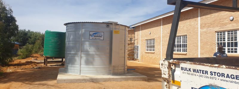 water tanks for home use